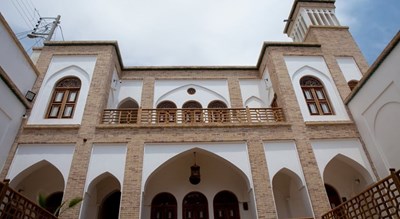  عمارت سنگ پلوی کاشان شهرستان اصفهان استان کاشان