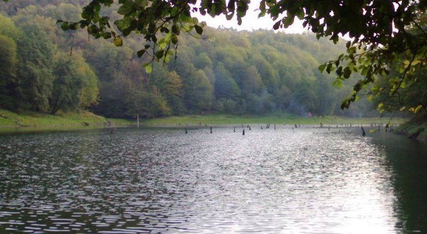 تالاب سراندون و بالندون -  شهر ساری