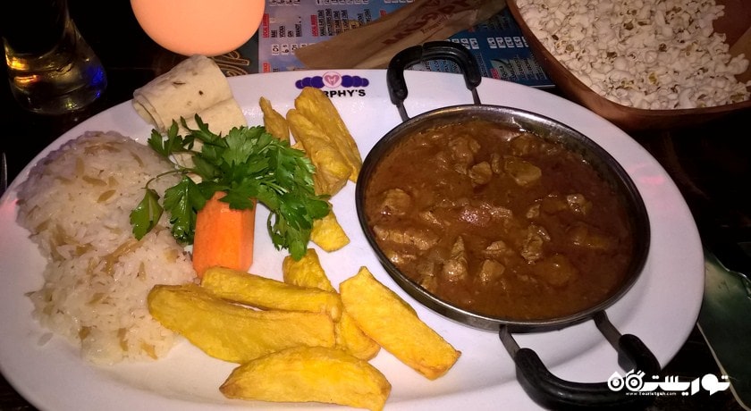 رستوران رستوران و بار مورفی شهر کوش آداسی 