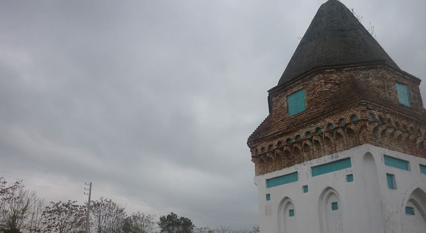  آرامگاه ناصرالحق شهرستان مازندران استان آمل