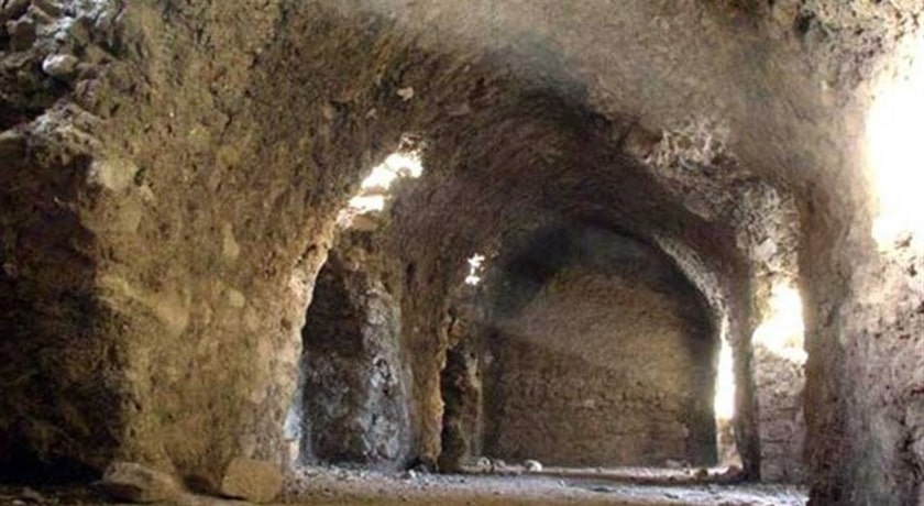 قلعه ملک بهمن -  شهر آمل