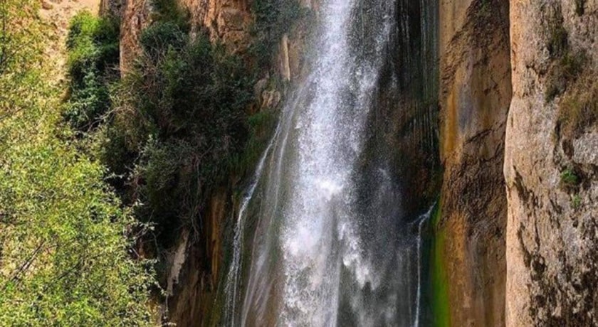  آبشار شاهان دشت شهرستان مازندران استان آمل