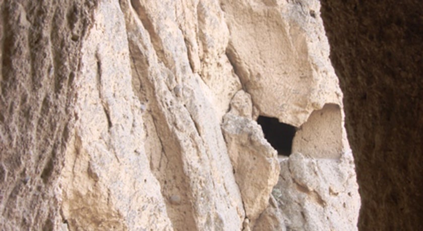  دخمه های سنگی کافر کلی شهرستان مازندران استان آمل