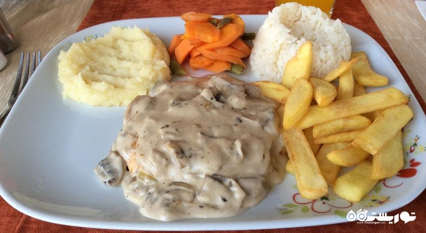 کافه و رستوران پالم بیچ -  شهر کوش آداسی