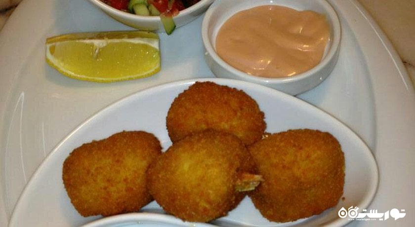 رستوران رستوران رزی پنشن هتل شهر کوش آداسی 