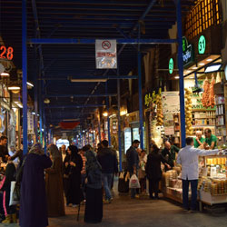 بازار مصری ها (بازار ادویه جات) 