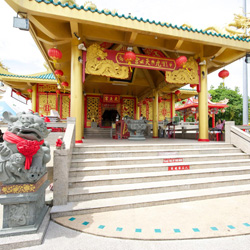 معبد کیو تین کنگ در پوکت