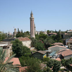 مسجد ییولی مینارت