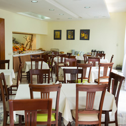 رستوران و بار هتل یوروپ ایروان