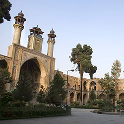 مسجد و مدرسه مشیر السلطنه (مسجد ساعت یا مسجد الاقصی)