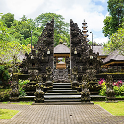معبد گونونگ لبا