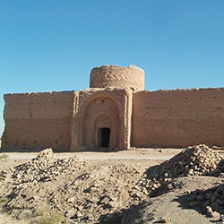 قلعه شهر آباد