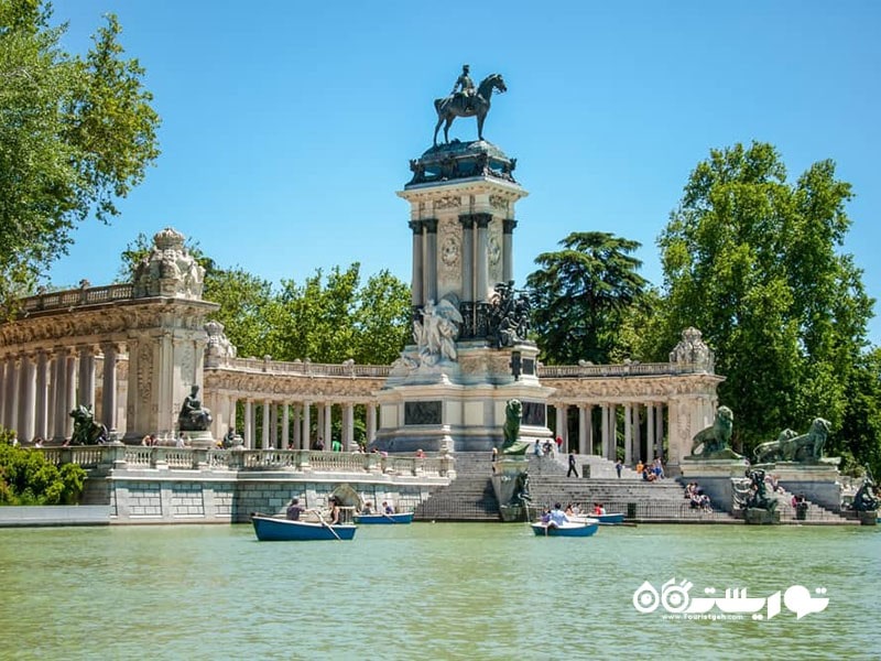 ۲. پارک رتیرو (Retiro Park) از بهترین کارهایی که می توانید در مادرید انجام دهید