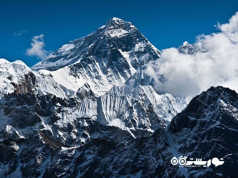 11. کوه اورست در نپال