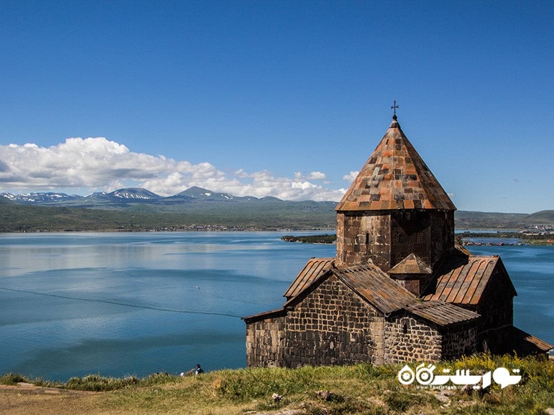 دریاچه سوان بزرگترین دریاچه قفقاز در ارمنستان 