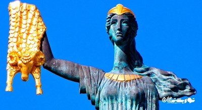  تندیس مدئا (مجسمه یادبود مده آ ) شهر گرجستان کشور باتومی