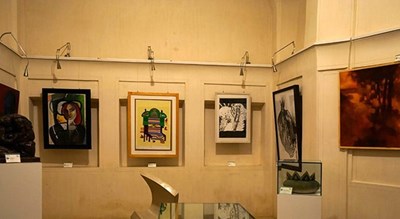 موزه منوچهر شیبانی (خانه کاج) -  شهر کاشان