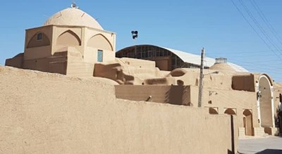 مسجد جامع میبد و گنبد امام حسن -  شهر میبد