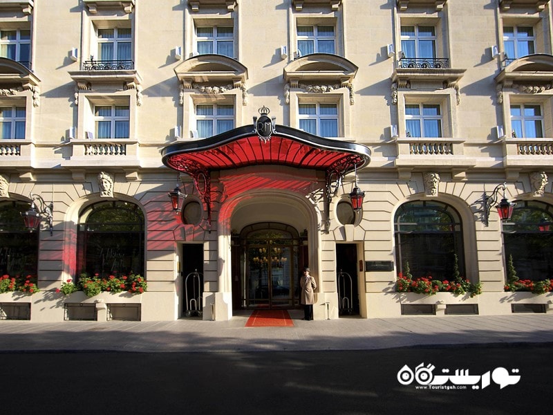 11. هتل لی رویال مانسی رافلز (Le Royal Monceau Raffles) در شهر پاریس