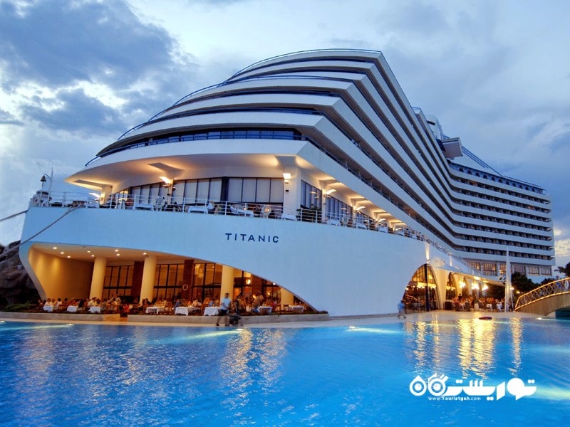هتل تایتانیک آنتالیا (Titanic Hotel):