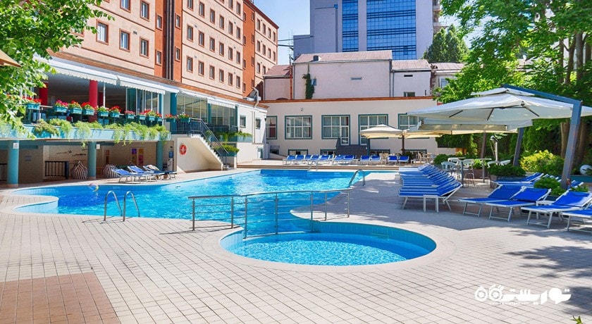استخر روباز هتل بست وسترن کانگرس