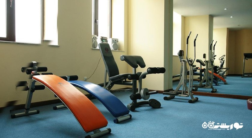 نمای سالن ورزشی هتل آرارات