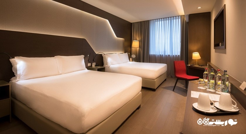 نمای تخت های اتاق کوئین دلوکس