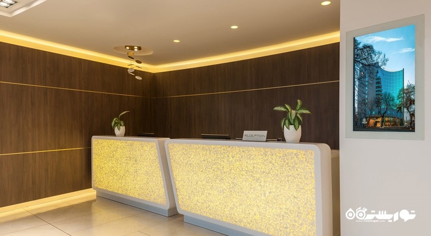 میز پذیرش هتل دابل تری بای هیلتون یروان سیتی سنتر