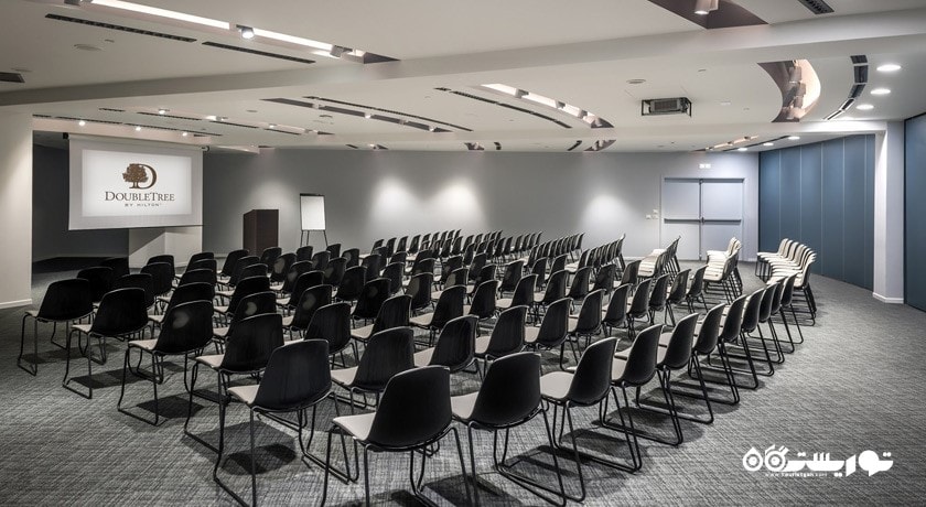 سالن برگزاری همایش و جلسات
