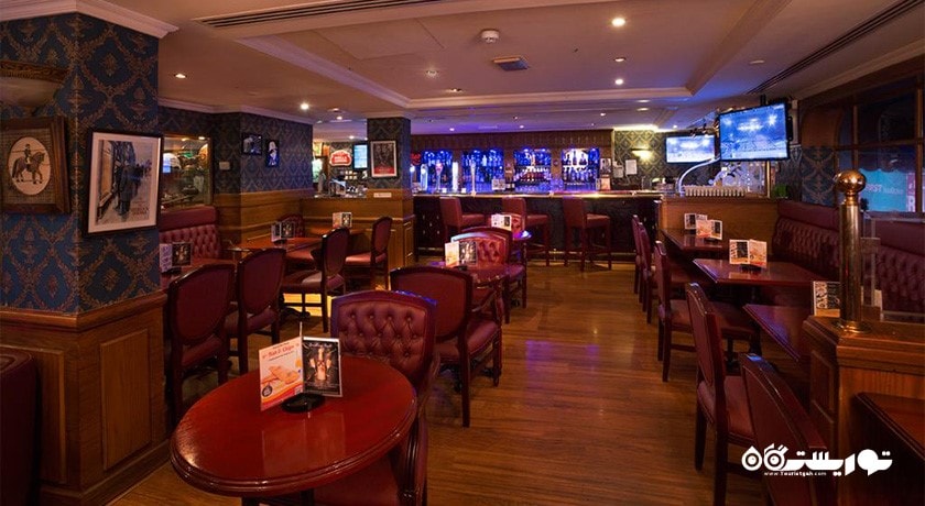 نمایی از شرلوک هلمز انگلیش بار