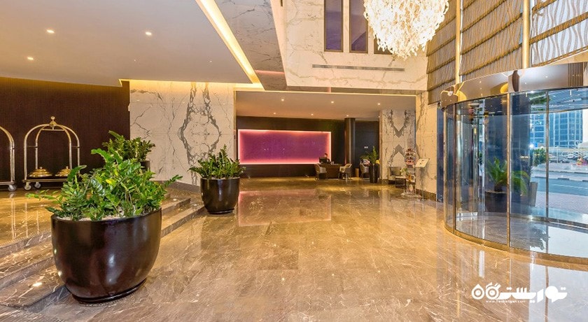 نمای لابی هتل آپارتمان دلوکس فلورا پارک