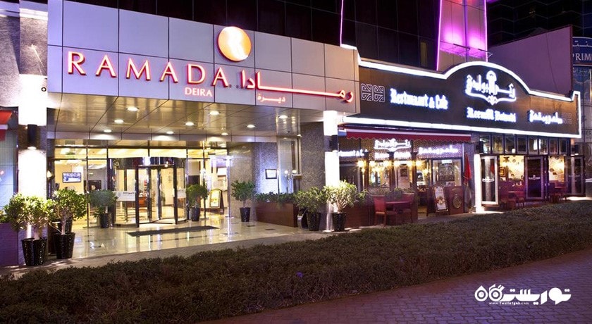 درب ورودی هتل رامادا دیرا