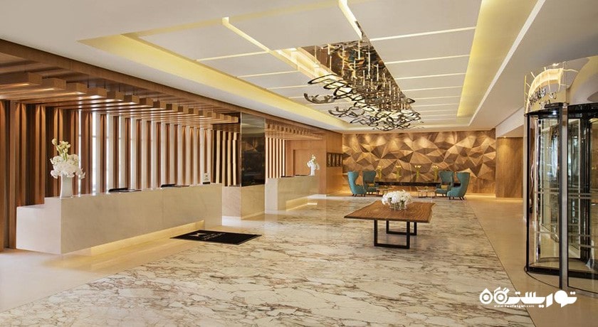 نمای لابی هتل دابل تری بای هیلتون دبی جمیرا بیچ