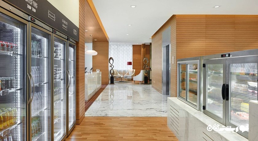 گالری مارکت هتل حیات پلس بنی یاس اسکوئر