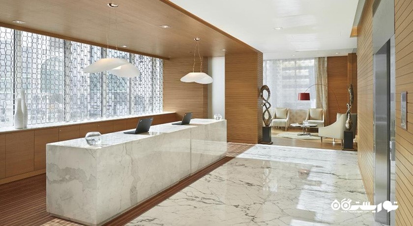 میز پذیرش هتل حیات پلس بنی یاس اسکوئر