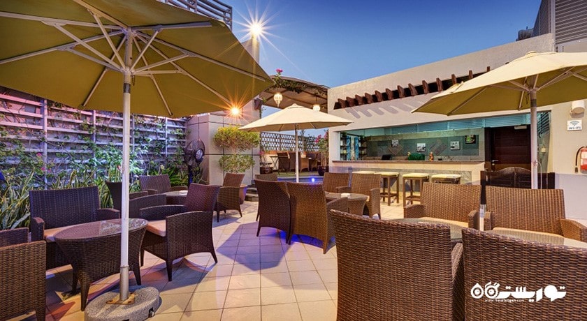 محوطه فضای باز ام ان ام لانج