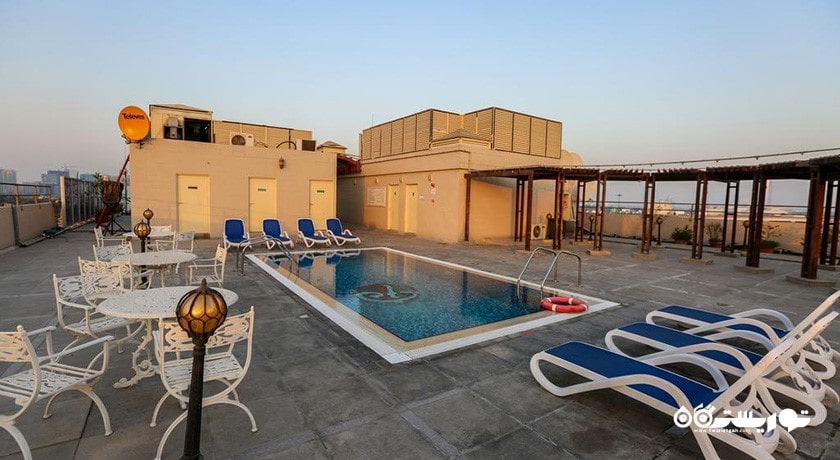 استخر روباز هتل رامی رویال