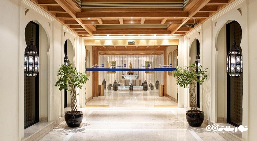 نمای لابی هتل رادیسون بلو، دیرا کریک دبی