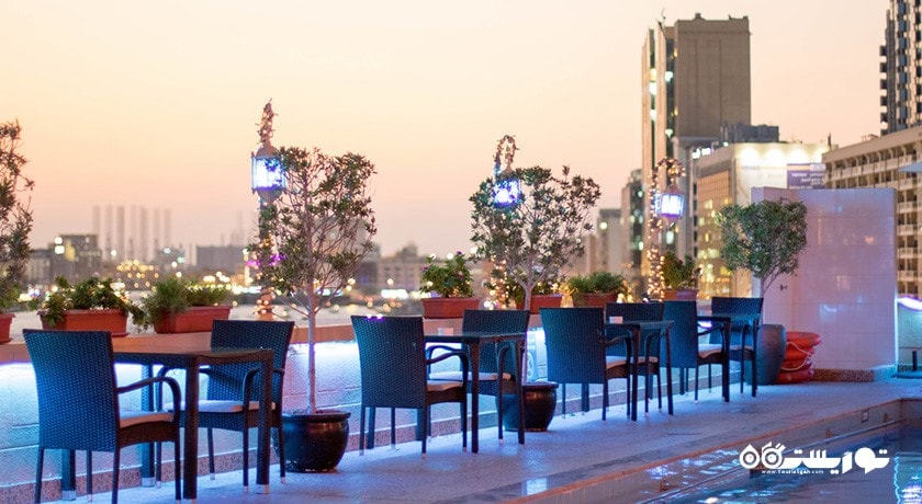 نمایی از لا تراس پول لانج