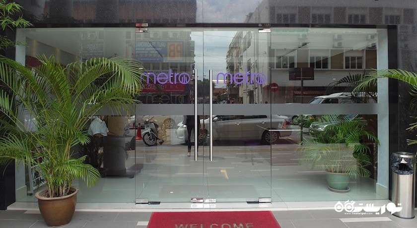 درب ورودی هتل مترو کی ال سنترال