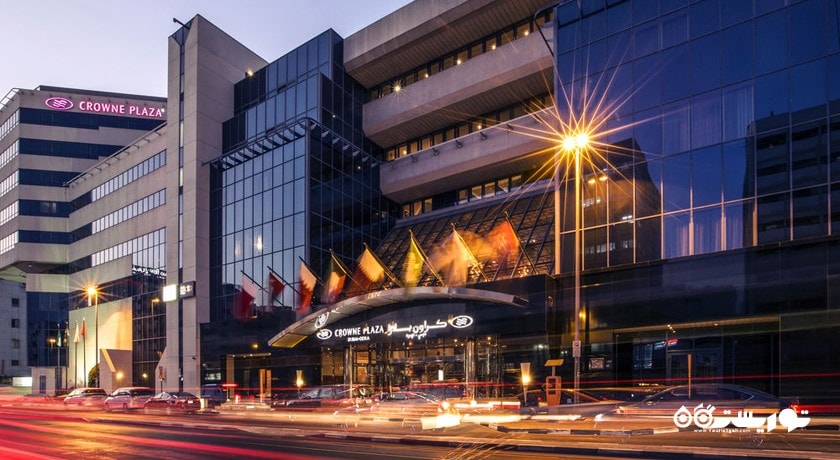 نمای ساختمان هتل کرون پلازا دبی دیرا