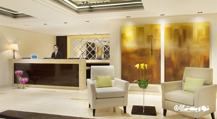 میز پذیرش هتل دامک میزون کنل ویو