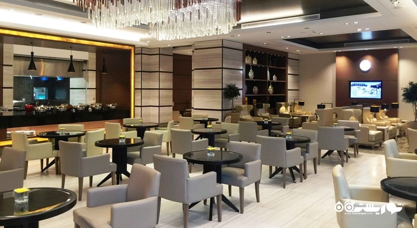 نمای لانج فرست کلاس