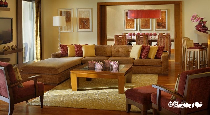 محوطه نشیمن سوئیت رویال