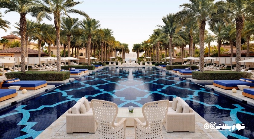 استخر روباز هتل وان اند انلی د پالم
