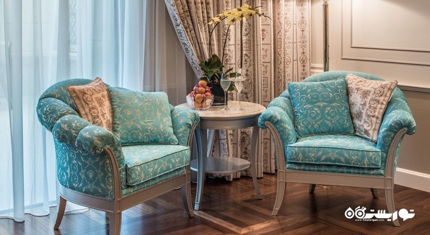 محوطه نشیمن سوئیت اگزکیوتیو