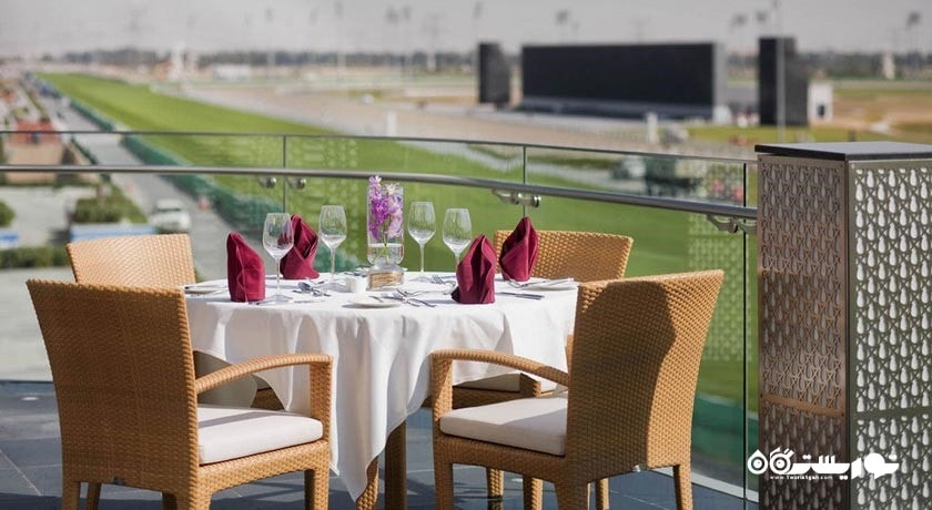 نمای رستوران بین المللی فرییز