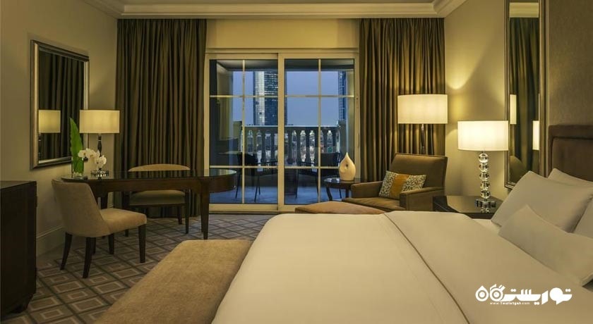 نمای تخت بزرگ سوئیت فمیلی