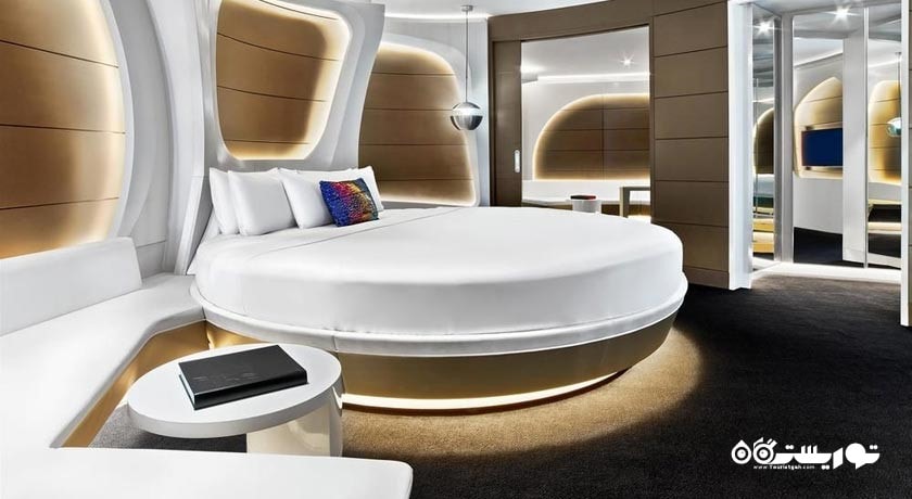 نمای تخت بزرگ سوئیت استودیو