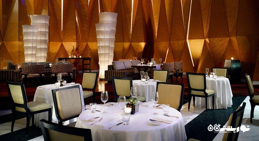 میز رستوران فرانسوی تریتور